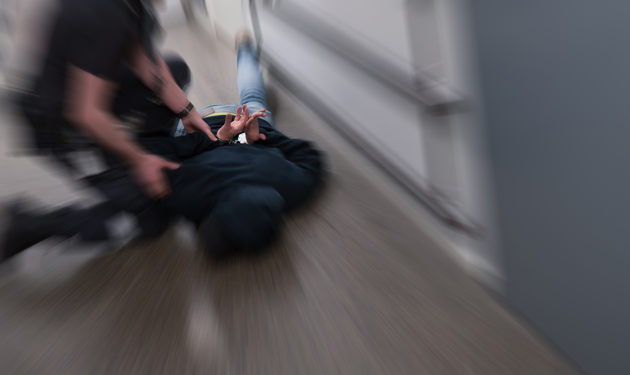 Prison,Guard,Fight,Inmate,Resisting,Arrest,In,Prison,After,Committing